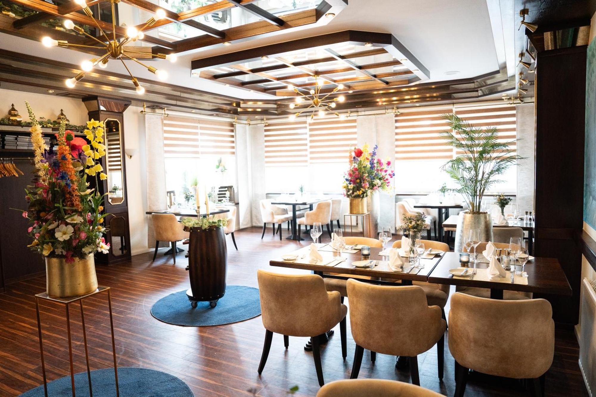 Hotel Zur Post New Style Garrel Экстерьер фото